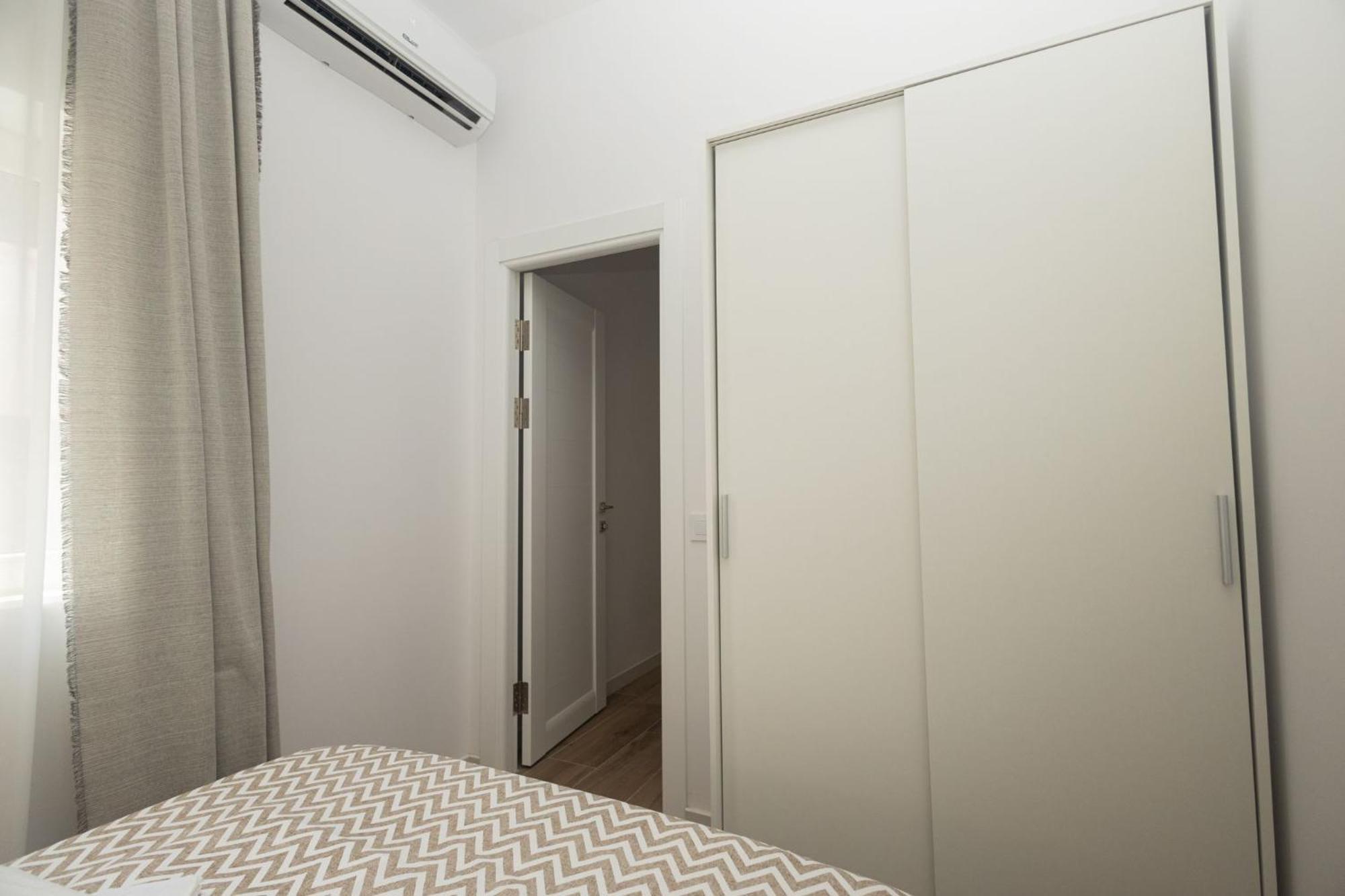 Ra Apartamentos Sevilla Alicante Exterior photo